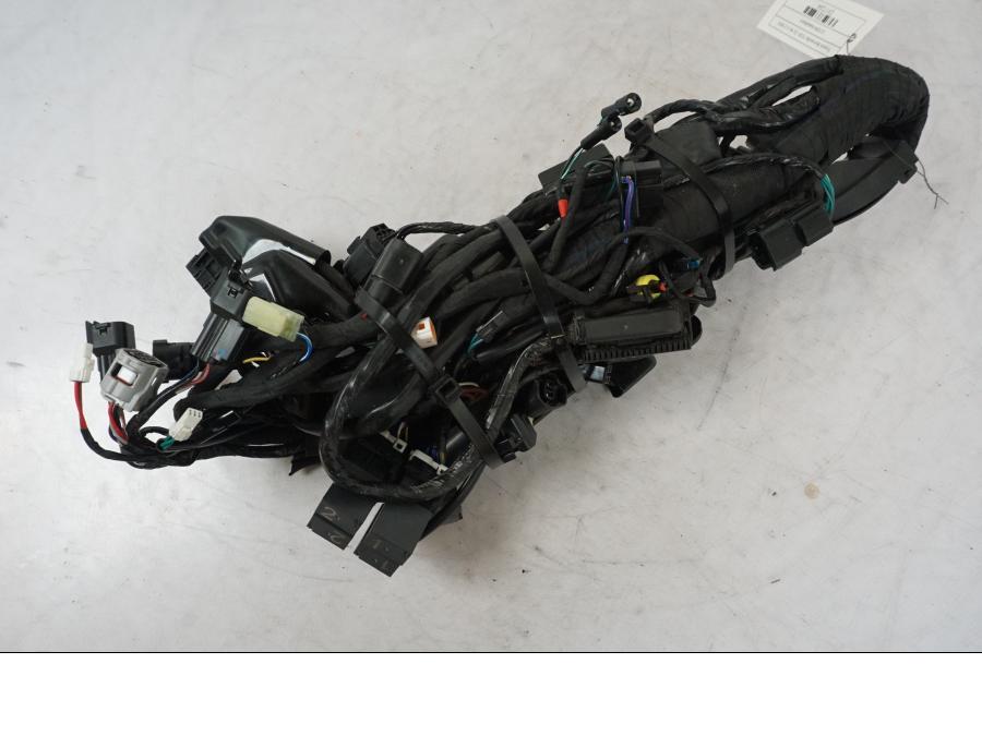 Snett uppifrÄn pÄ Kabelstam frÄn en Triumph Bonneville T120 -2021 motorcykel.