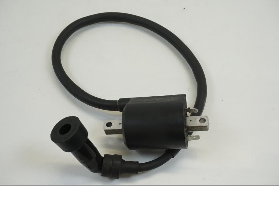 Baksidan på Tändspole från en Yamaha XVS 1100 -2003 motorcykel.