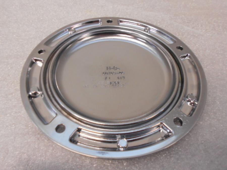 Baksidan på Kopplingskåpa från en H-D Dyna Fat Bob FXDF -2018 motorcykel.