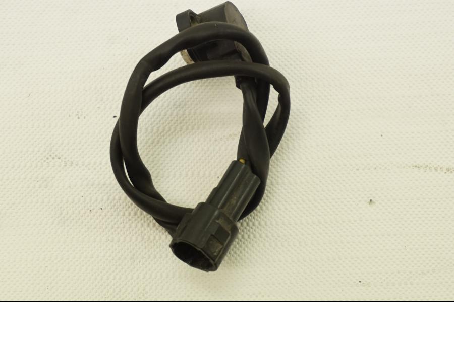 Framsidan pÄ TPS frÄn en Yamaha XVS 1100 -2000 motorcykel.