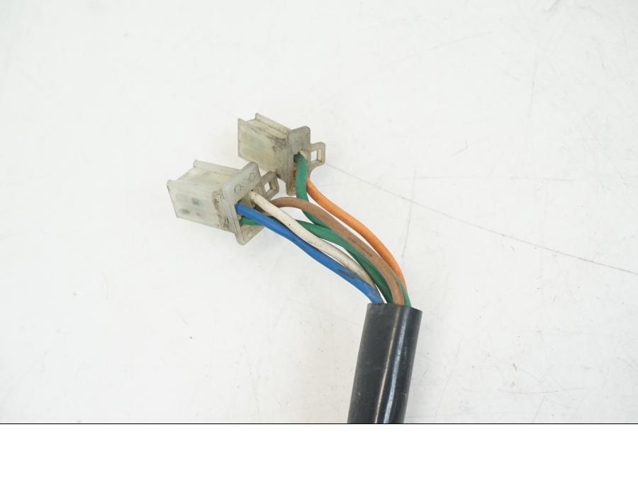 Extrabild4 på Styrelreglage från en Honda NSR 125 -1991 motorcykel.