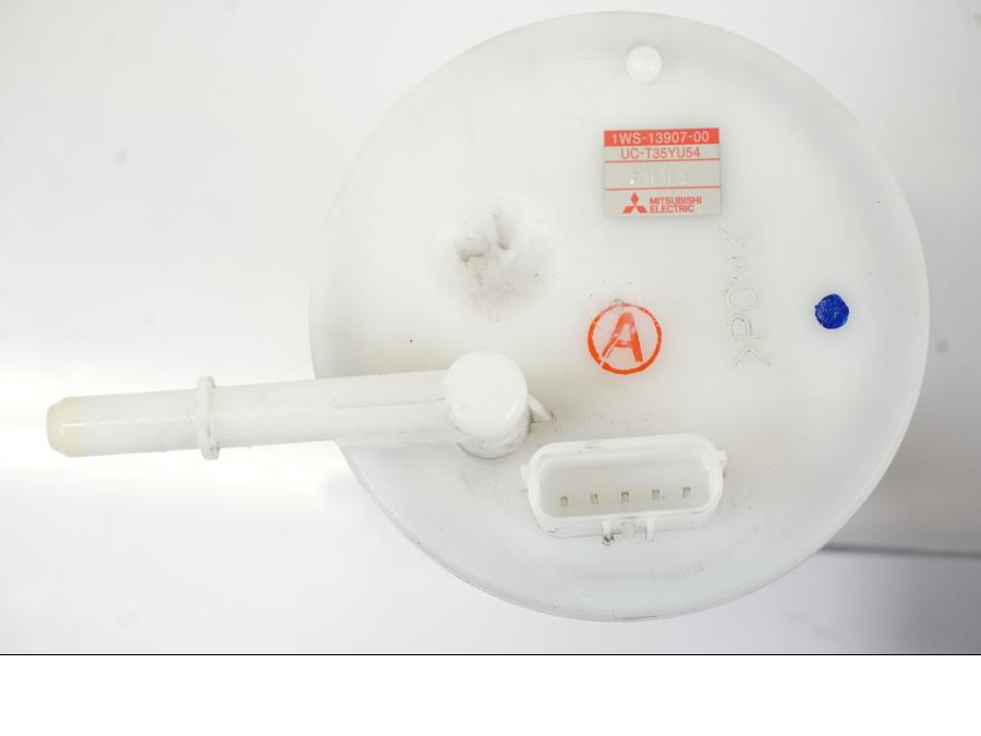 Extrabild2 på Bensinpump insprut från en Yamaha MT-07 -2016 motorcykel.