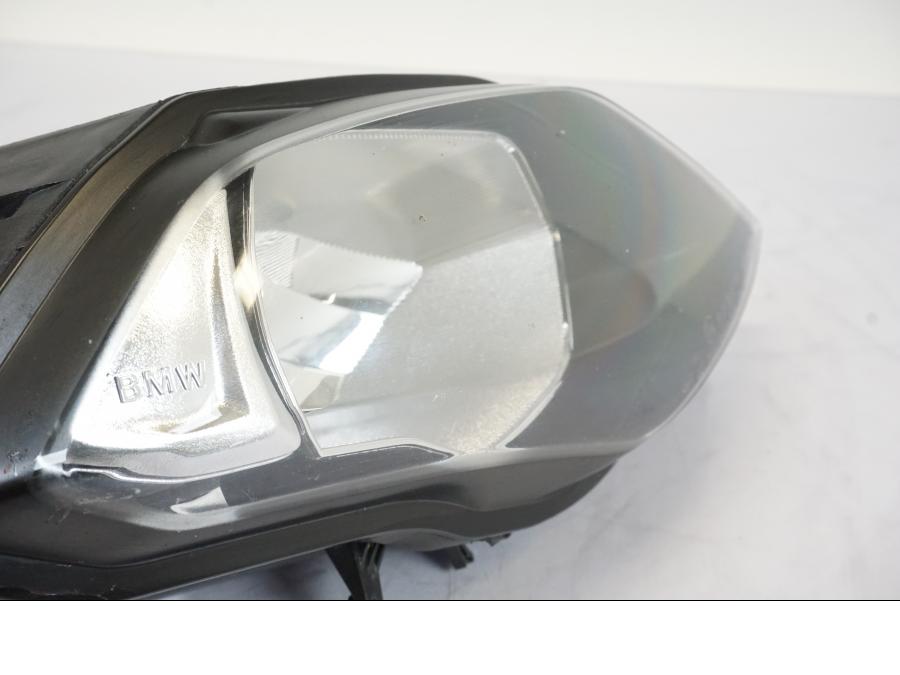 Extrabild2 på Strålkastare från en BMW S 1000 XR -2019 motorcykel.