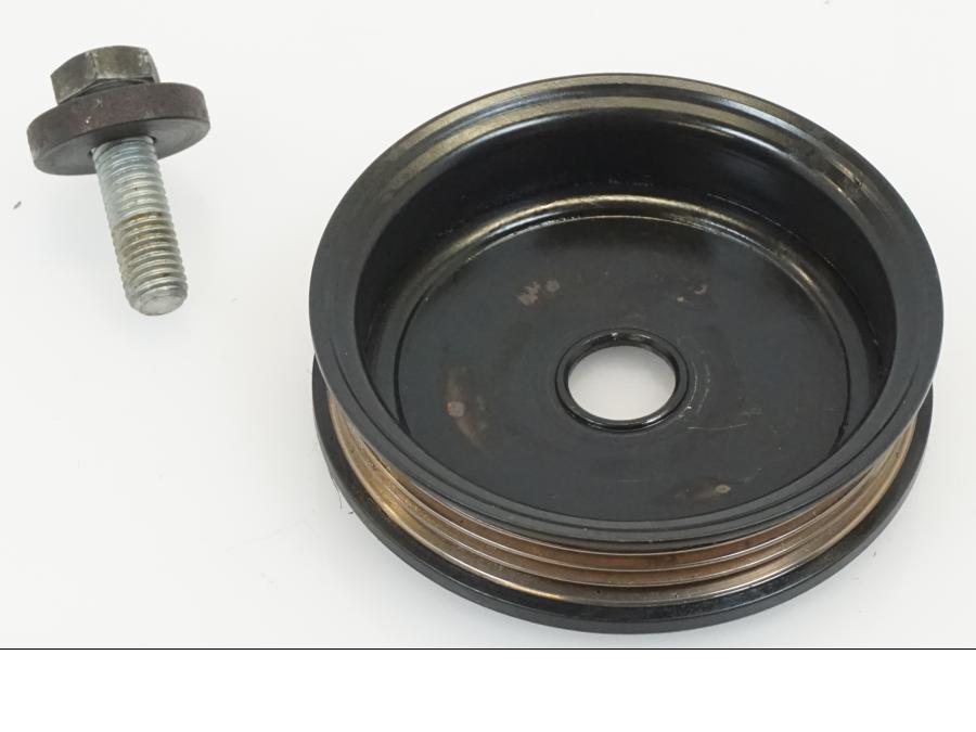 Höger sida på Remhjul från en BMW R 1150 R -2002 motorcykel.