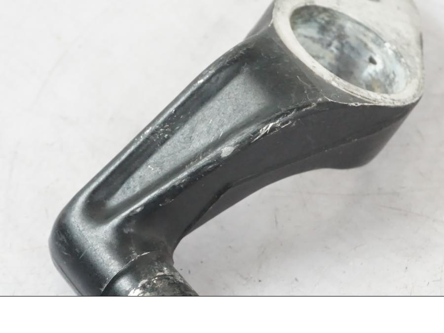 Extrabild2 på Styre från en Suzuki GSX 400 -1983 motorcykel.