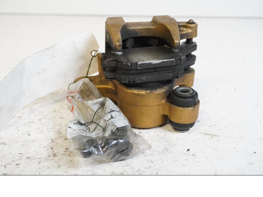 Höger sida på Bromsok från en Honda CBR 600 RR -2003 motorcykel.