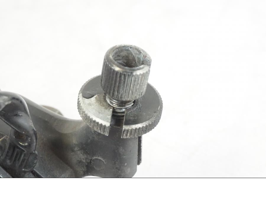 Vänster sida på Kopplingsklo från en Kawasaki KL 650A -1987 motorcykel.