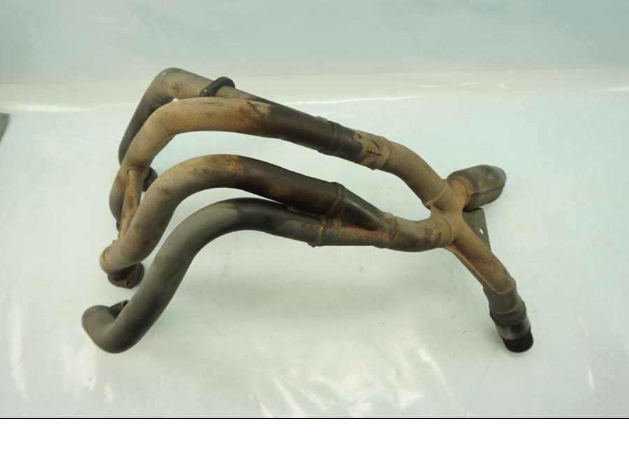 Höger sida på Grenrör från en Suzuki GSX 1300 R -2003 motorcykel.