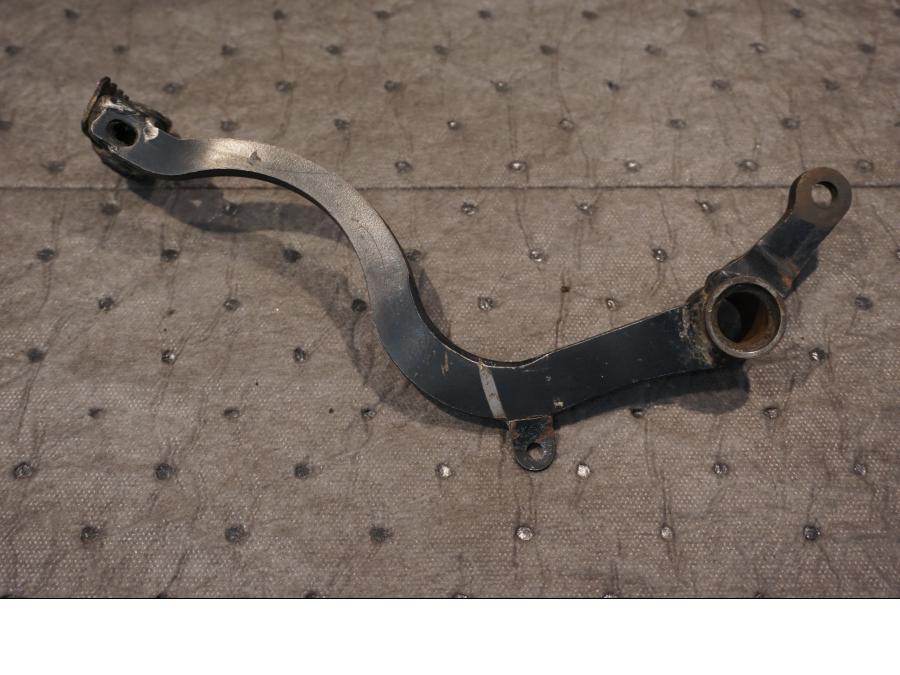 Höger sida på Bromspedal från en Honda XR 600 R -1990 motorcykel.