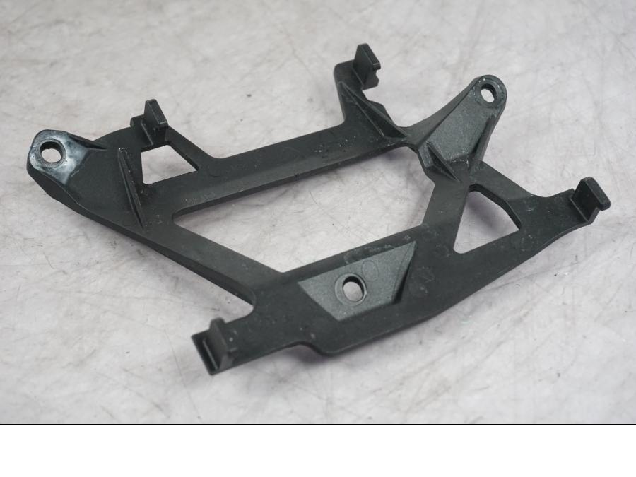 Höger sida på Kontrollenhet från en Ducati Multistrada V4 -2024 motorcykel.