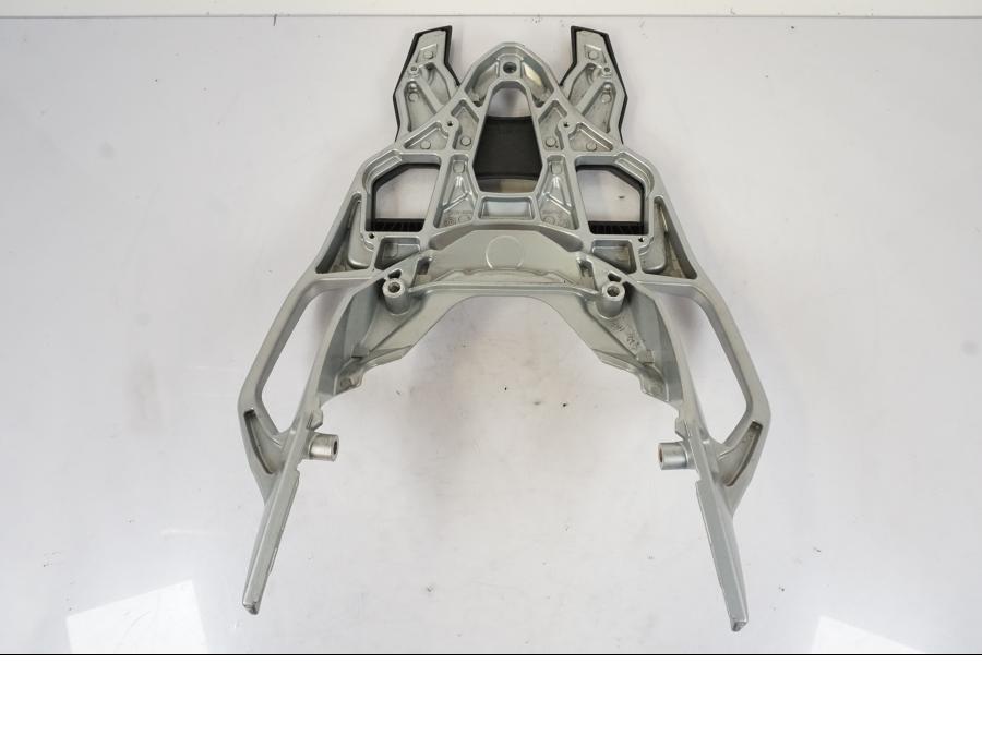 Extrabild2 på Pakethållare från en BMW S 1000 XR -2019 motorcykel.