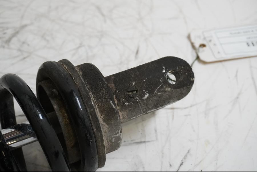 Extrabild1 på Stötdämpare från en Suzuki GSX-R 750 -1997 motorcykel.