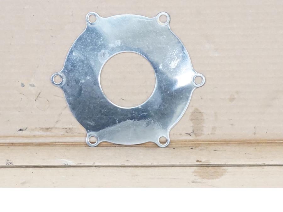 Framsidan på Bromsskivedekor från en Yamaha XVS 1100 -2000 motorcykel.