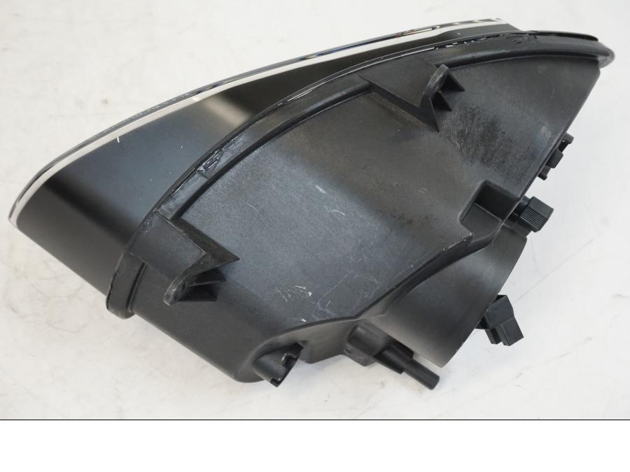 Extrabild6 på Strålkastare från en BMW R 1200 RS -2014 motorcykel.