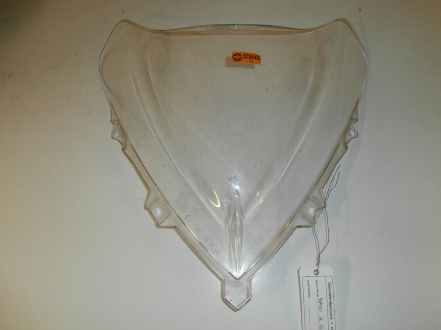 Framsidan på Vindruta från en BMW K 1200 S -2008 motorcykel.