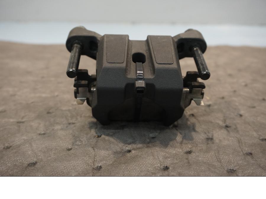 Baksidan på Bromsok från en Yamaha V-Max 1700 -2010 motorcykel.