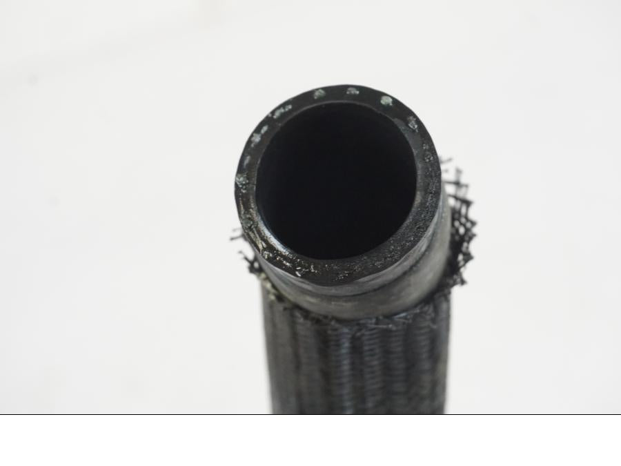 Extrabild4 på Vattenkyl Slang Set från en Suzuki VZR 1800 -2009 motorcykel.