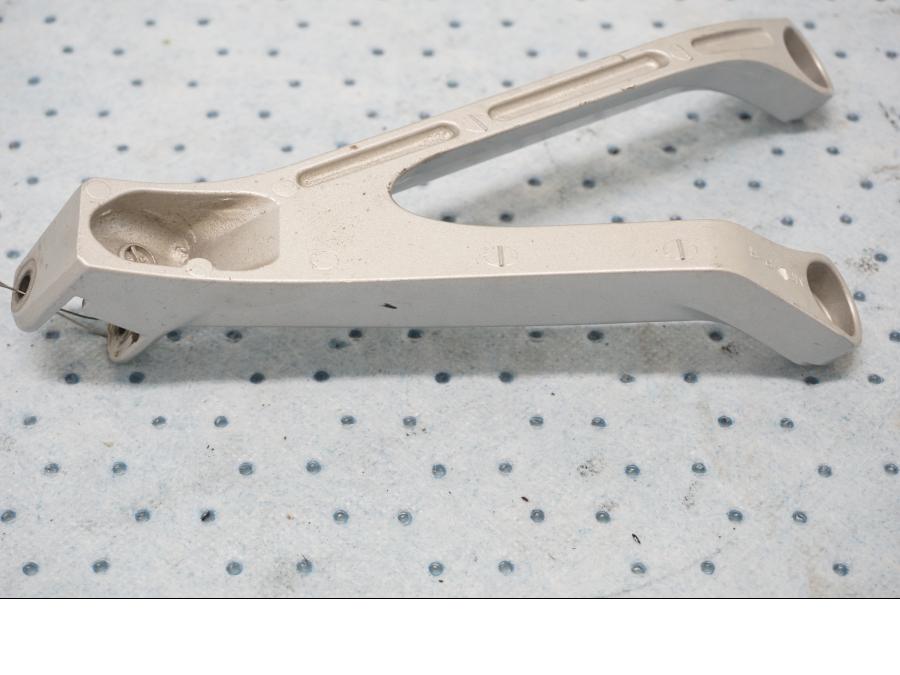 Baksidan pÄ FotpinnefÀste frÄn en Honda CBR 1000 RR -2011 motorcykel.