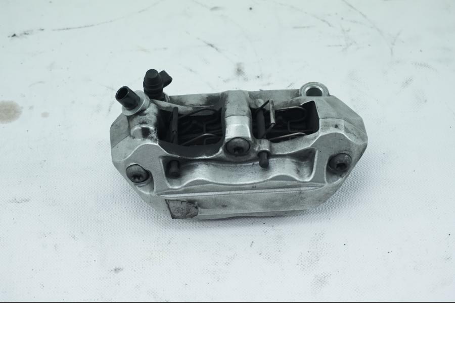 VÀnster sida pÄ Bromsok frÄn en KTM 950 SM -2006 motorcykel.