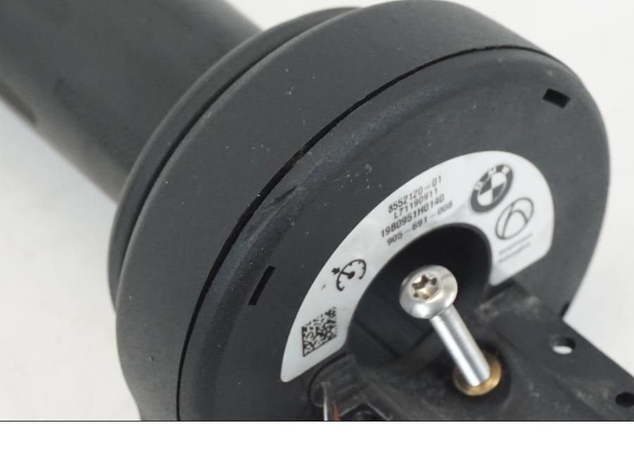 Extrabild4 på Gasreglage från en BMW R 1250 GS -2019 motorcykel.