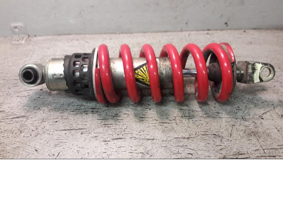 Framsidan på Stötdämpare från en Yamaha FZ-S 600 -2000 motorcykel.