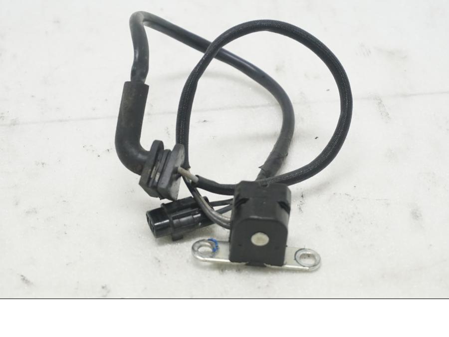 Framsidan på Tändpickup från en Triumph Tiger Explorer -2012 motorcykel.