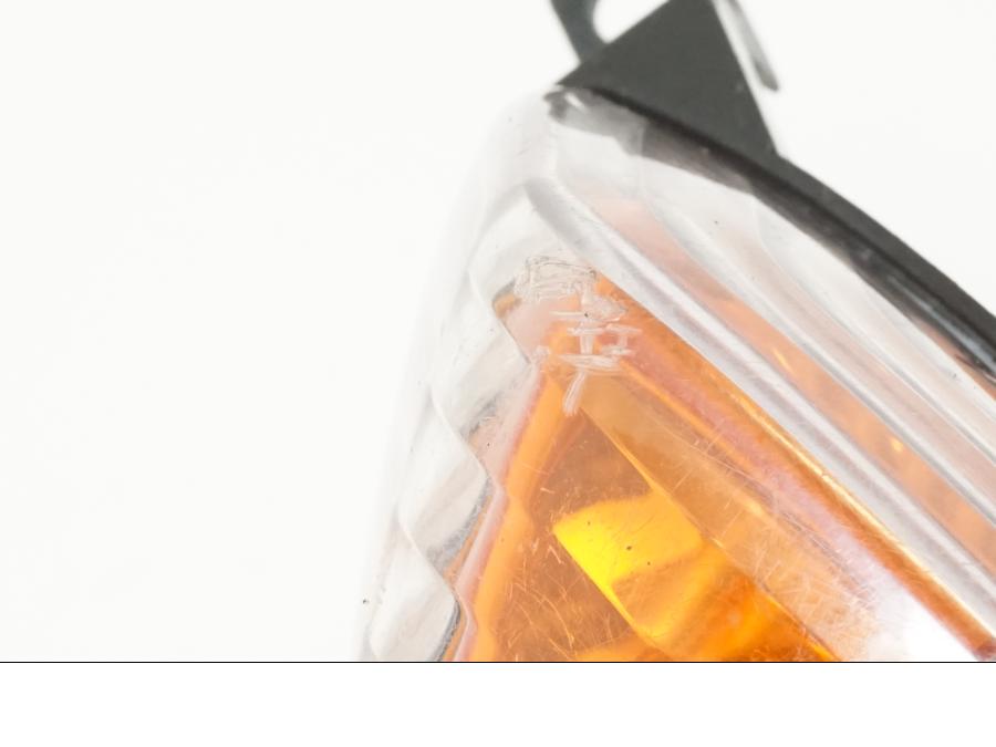 Snett uppifrån på Blinkers från en Yamaha FJR 1300 -2007 motorcykel.