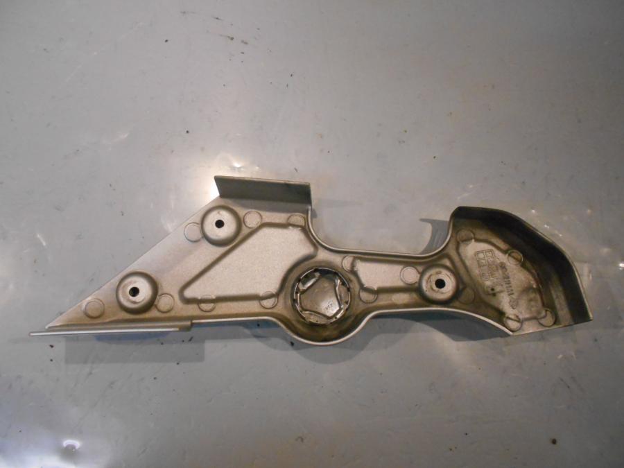 Vänster sida på Dekorkåpa från en Yamaha FZS 1000 -2002 motorcykel.