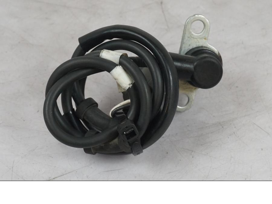 Vänster sida på ABS givare från en Kawasaki GTR 1400 -2008 motorcykel.