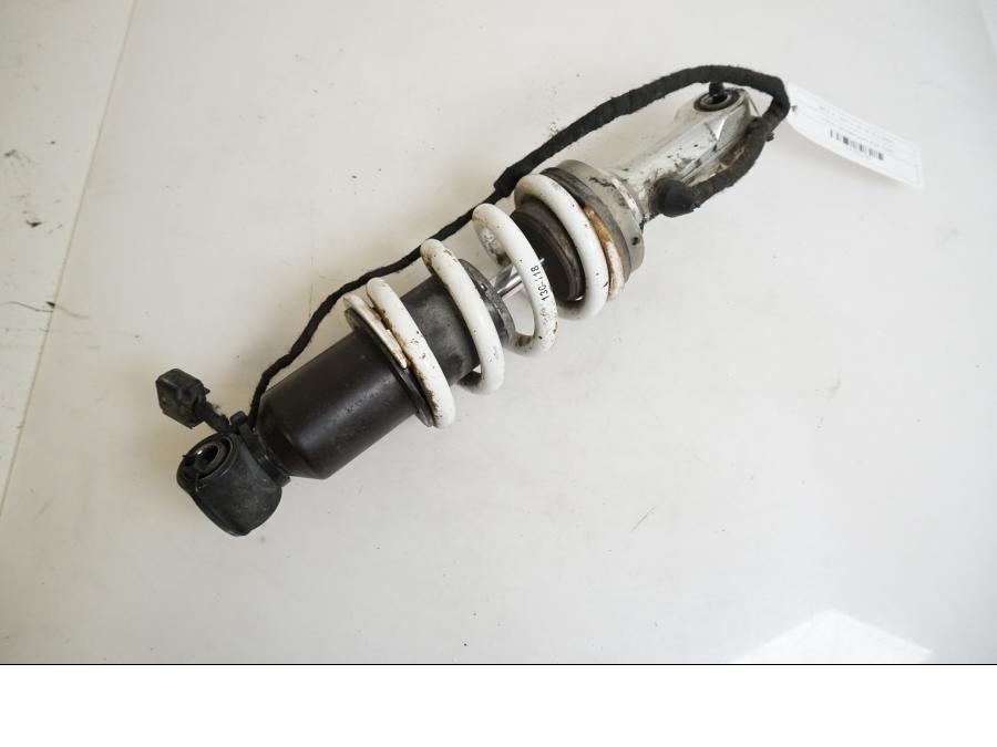 Framsidan på Stötdämpare ESA från en BMW K 1200 S -2007 motorcykel.