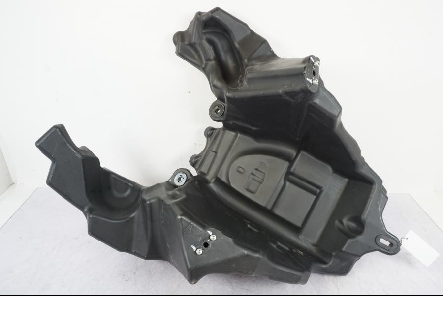 Extrabild6 på Bensintank från en Ducati Multistrada 1158 V4 -2021 motorcykel.