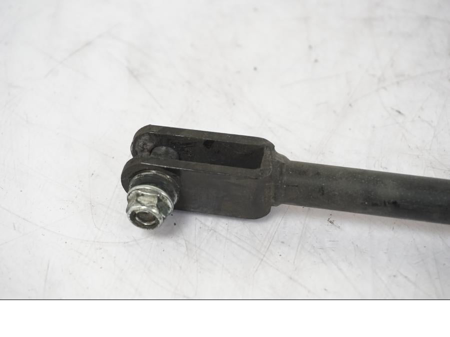 Höger sida på Bromslänkage från en Honda VT 600 C -1998 motorcykel.