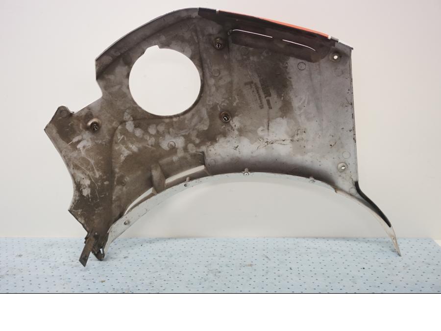 Höger sida på Sidkåpa från en Suzuki GSX 550 -1985 motorcykel.