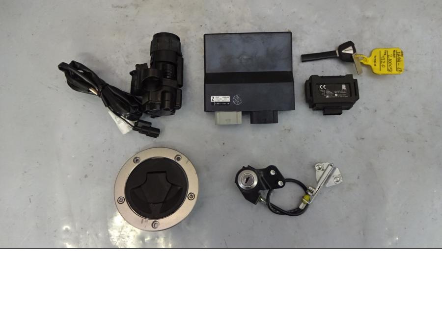 Framsidan på Låssats från en Kawasaki Z 1000 -2018 motorcykel.