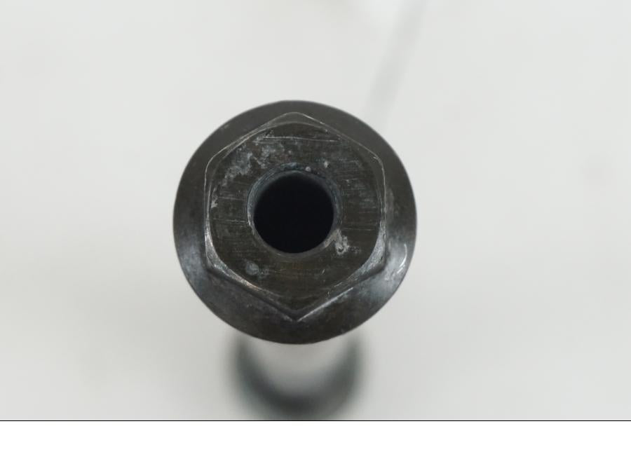 Snett nerifrån på Axel från en Yamaha XJ 900 -1997 motorcykel.