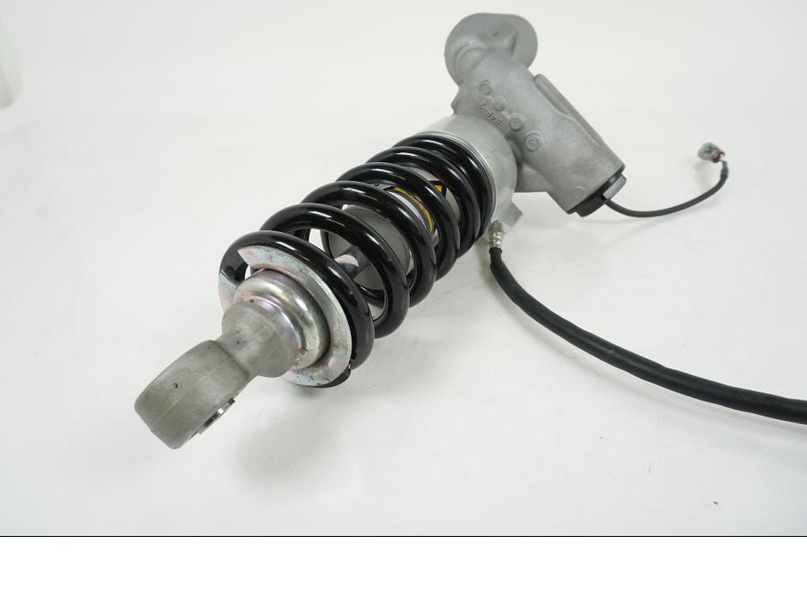 Vänster sida på Stötdämpare ESA från en Yamaha MT-09 Tracer -2021 motorcykel.