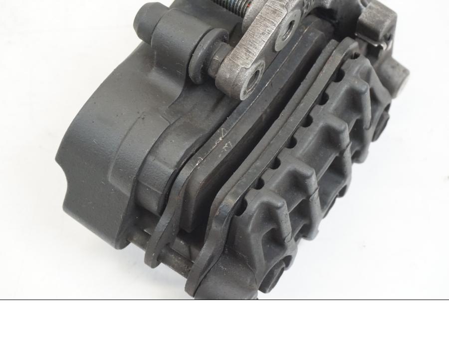 Extrabild1 på Bromsok från en Honda VFR 800 -2003 motorcykel.