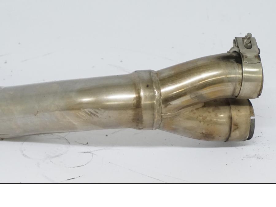 Extrabild2 på Mellanrör från en Honda CBR 900 RR -2002 motorcykel.