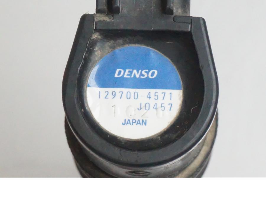 Snett uppifrån på Tändspole från en KTM 1190 Adventure -2015 motorcykel.