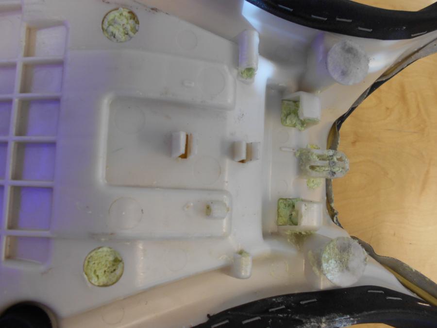 Snett uppifrån på Sadel från en Yamaha MT-09 -2015 motorcykel.