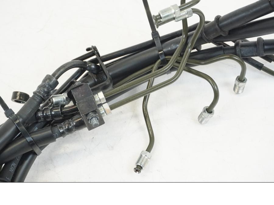 Extrabild6 på Bromsledning från en Yamaha MT-09 -2021 motorcykel.