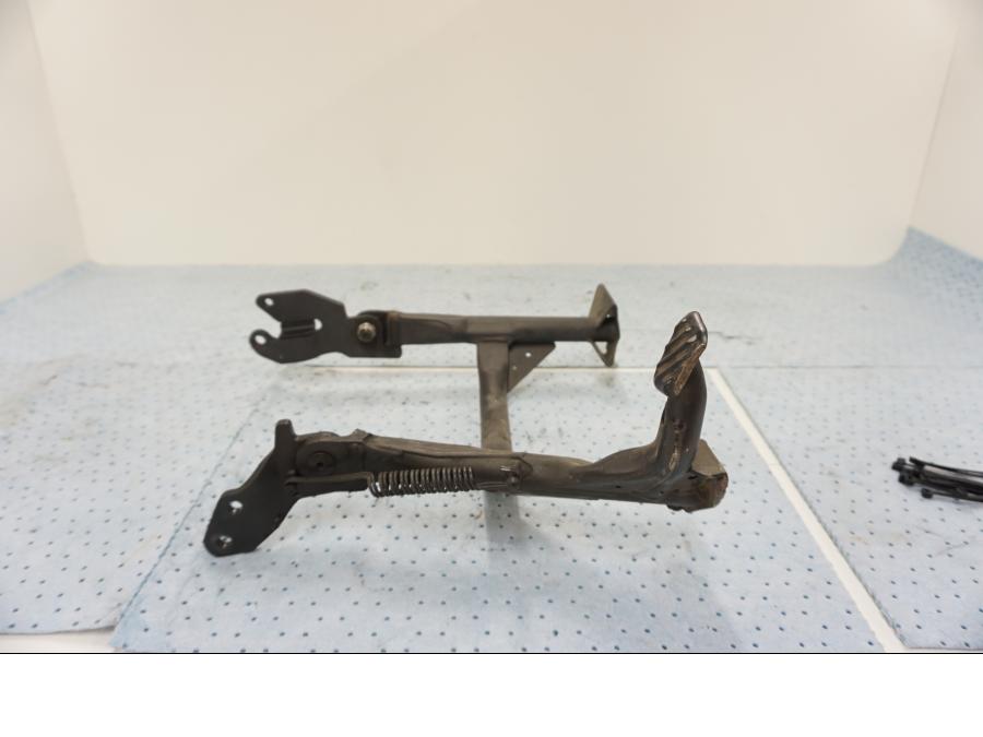 Höger sida på Centralstöd från en Kawasaki Ninja H2 -2019 motorcykel.