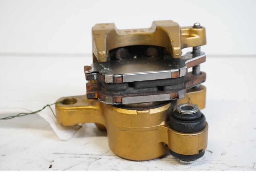 Höger sida på Bromsok från en Honda CB 600 Hornet -2007 motorcykel.