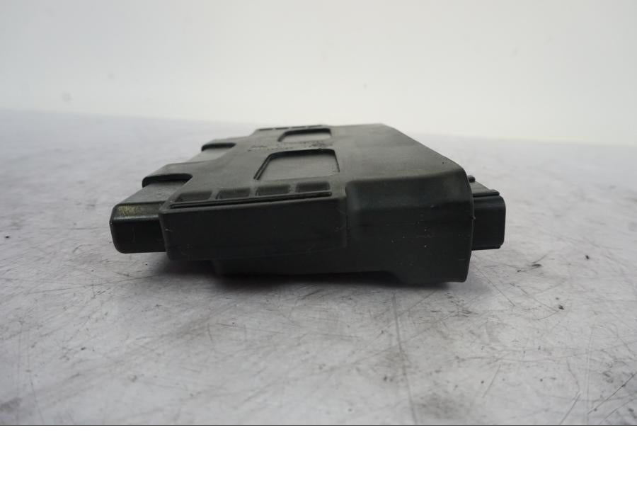 Extrabild1 på CDI / ECU från en KTM 1290 Super Duke R -2023 motorcykel.