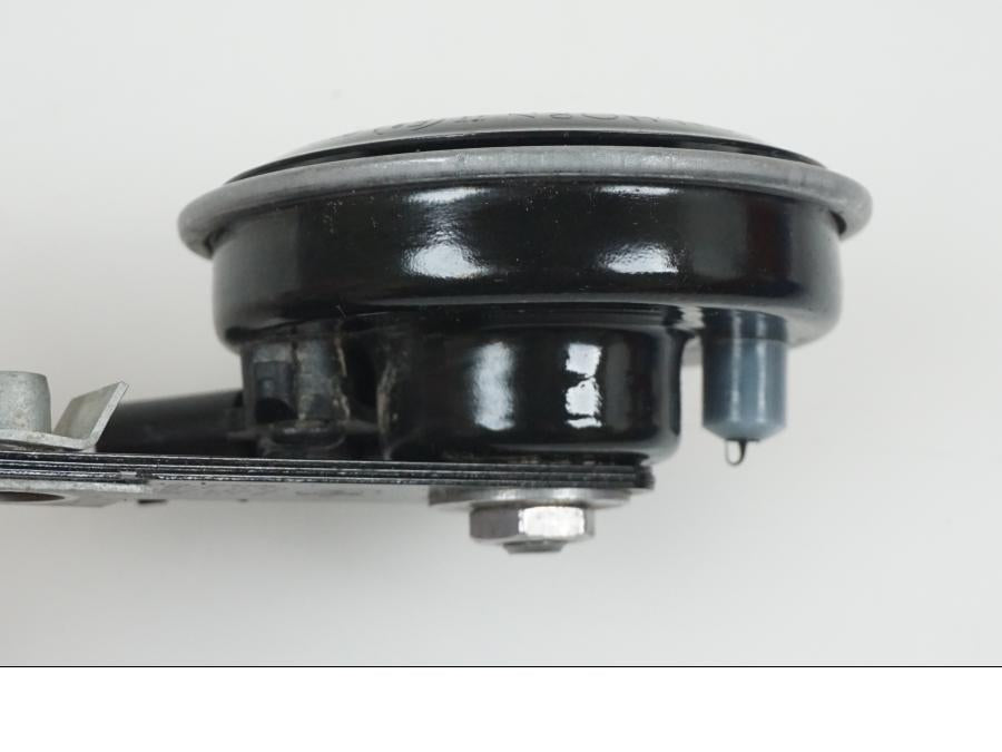 Höger sida på Signalhorn / Tuta från en BMW R 1250 GS -2023 motorcykel.