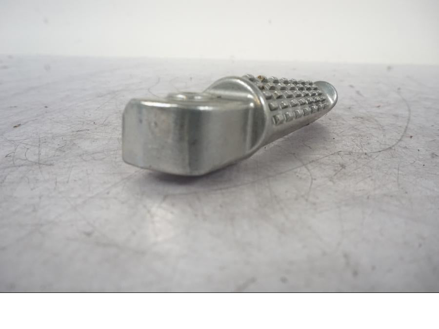 Extrabild1 på Fotpinne från en Kawasaki Z 800 -2014 motorcykel.