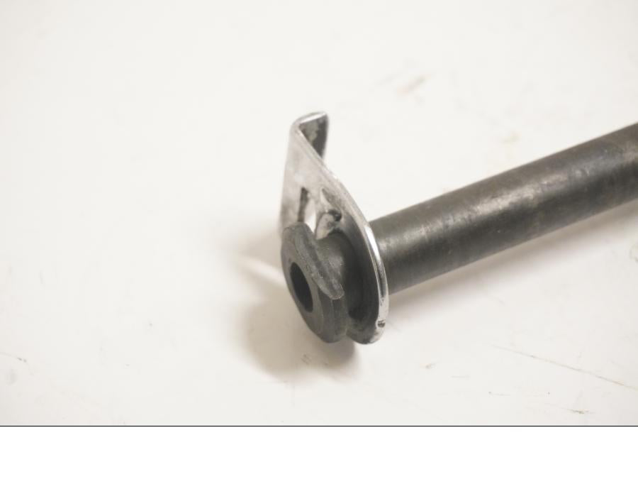 Höger sida pÄ Axel frÄn en Yamaha YZF 600 R -1997 motorcykel.