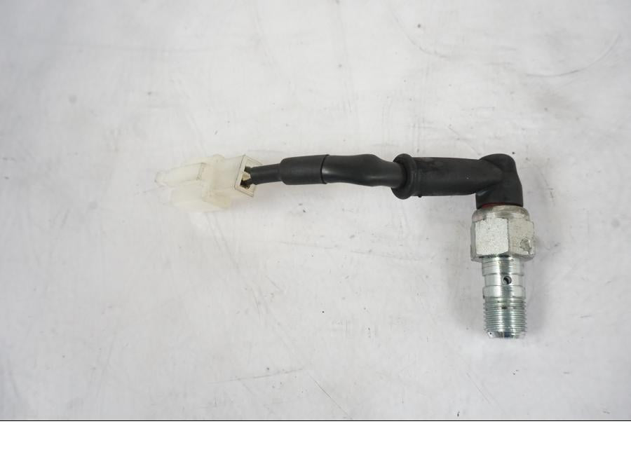 Höger sida på Bromsljuskontakt från en KTM 790 Duke -2019 motorcykel.