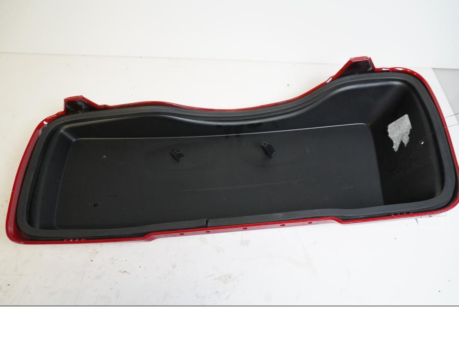 Snett uppifrån på Väsklock från en H-D Ultra Limited FLHTK -2009 motorcykel.