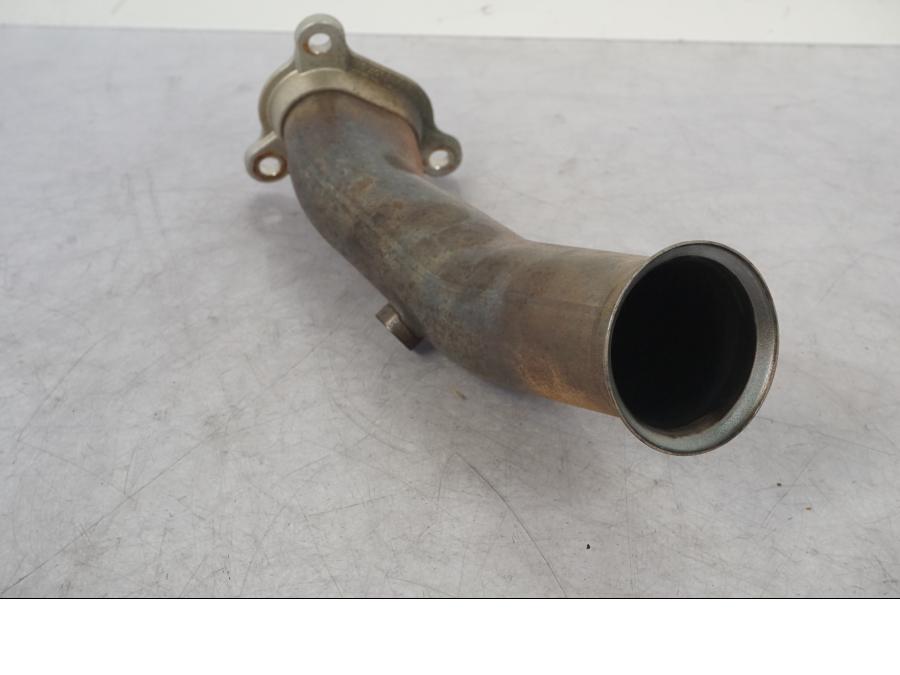 Höger sida på Grenrör från en KTM 1290 Super Adventure R -2018 motorcykel.